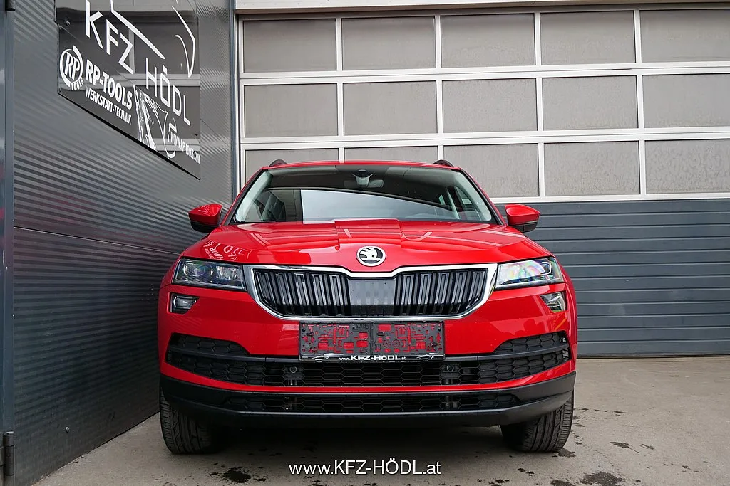 Skoda Karoq 2,0 TDI SCR 4×4 Style DSG Aut. Image 3