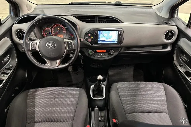 Toyota Yaris 1,33 Dual VVT-i Active 5ov / Vetokoukku Image 7