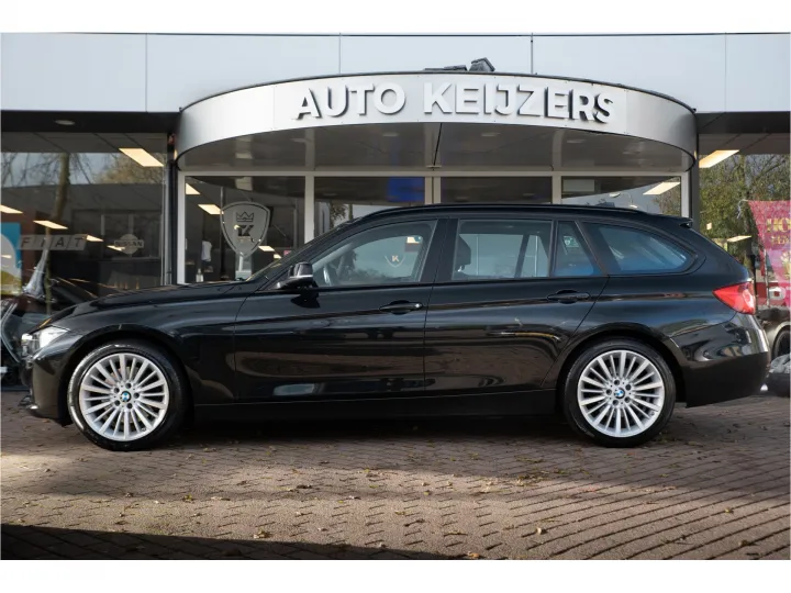 BMW 3 Serie Touring 328i  Image 3